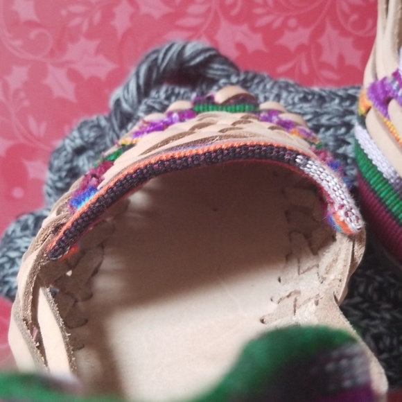 SOIYL- Handmade Los Angeles Huarache - Picture 6 of 8